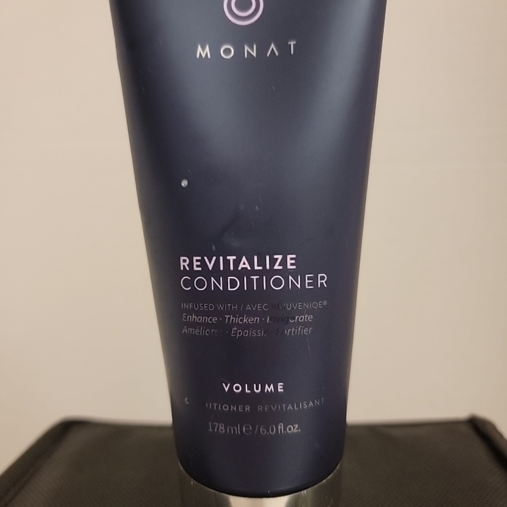 Monat Revitalize Conditioner - Dark Gray